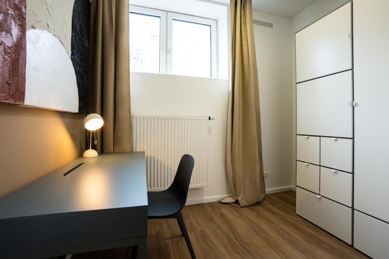 Stylish Apartment With Dedicated Working Space And Super King-Size Bed Located Between City Centre And Donau River 维也纳 外观 照片