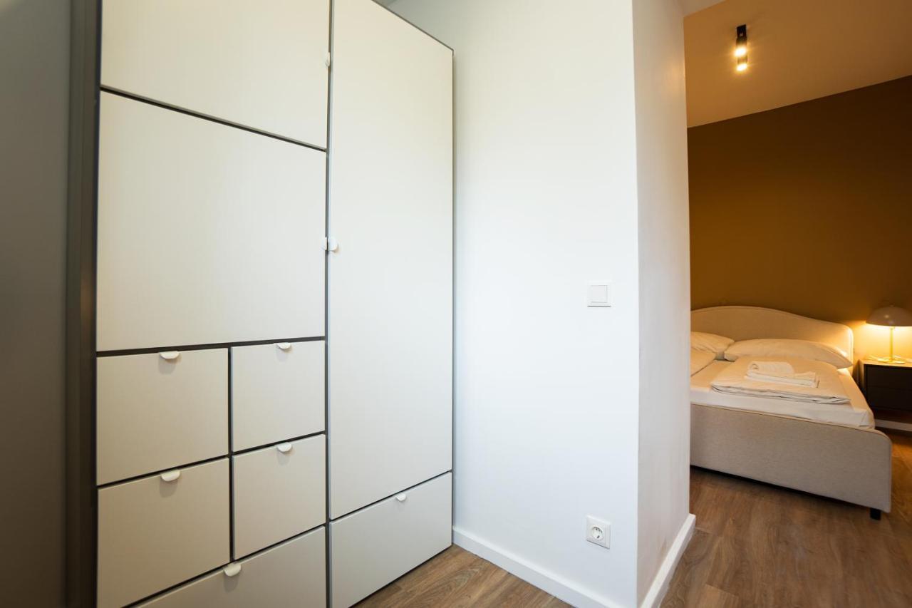 Stylish Apartment With Dedicated Working Space And Super King-Size Bed Located Between City Centre And Donau River 维也纳 外观 照片