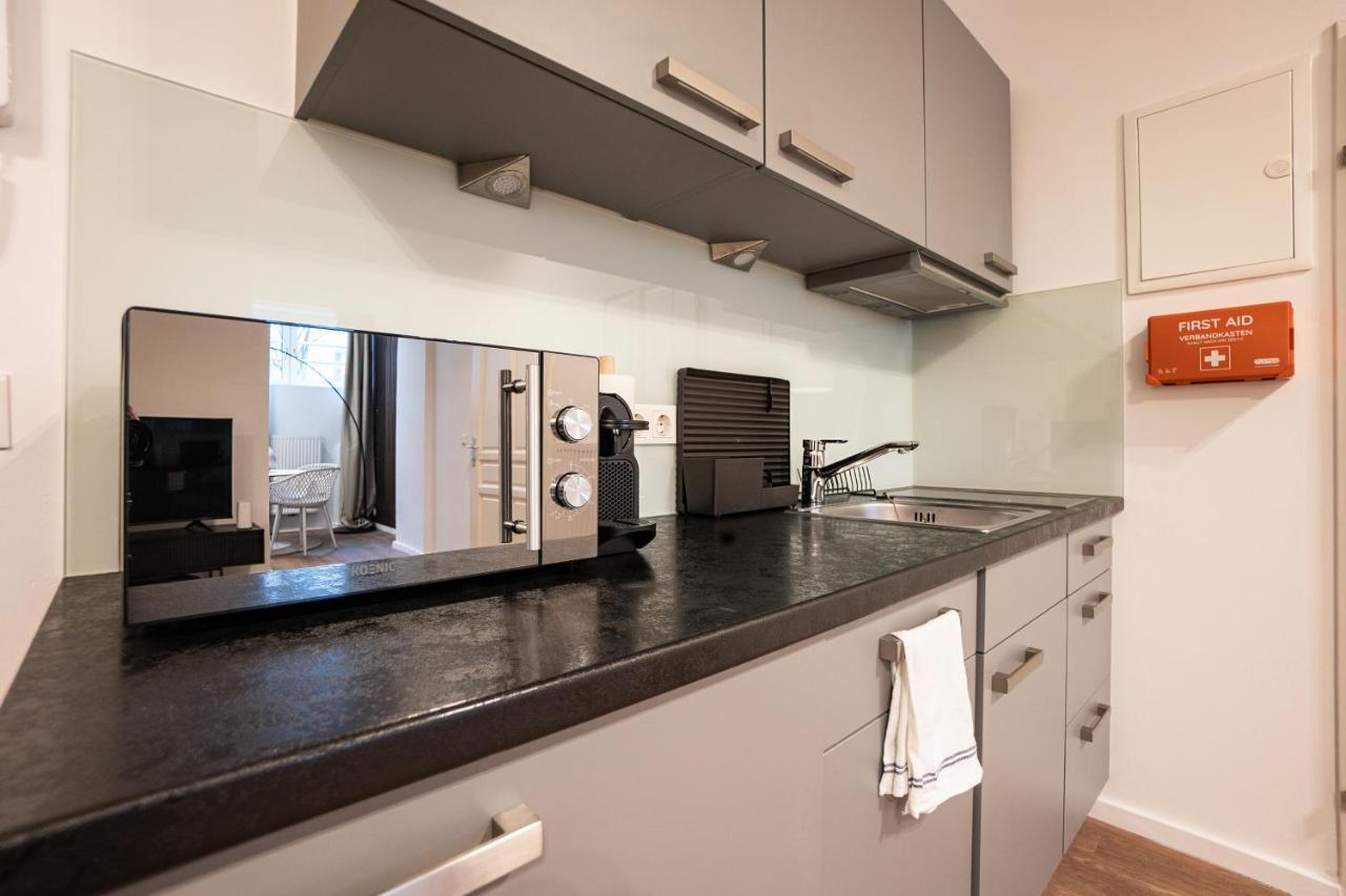 Stylish Apartment With Dedicated Working Space And Super King-Size Bed Located Between City Centre And Donau River 维也纳 外观 照片